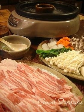 我家の一番人気メニュー☆豚バラのしゃぶ鍋