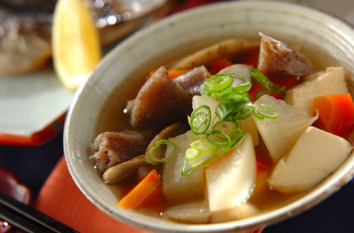 豆腐と根菜の煮物